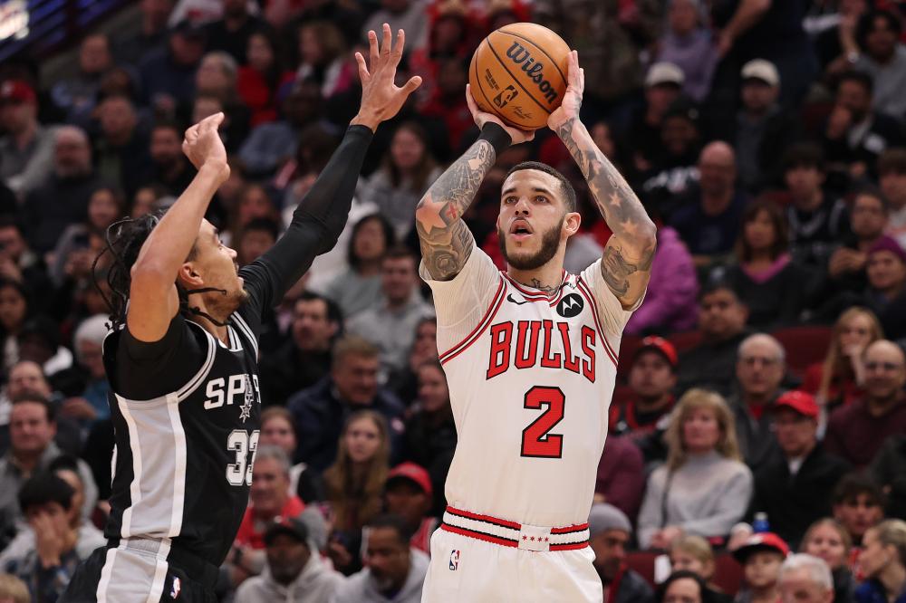 连接让侧翼 连接让侧翼